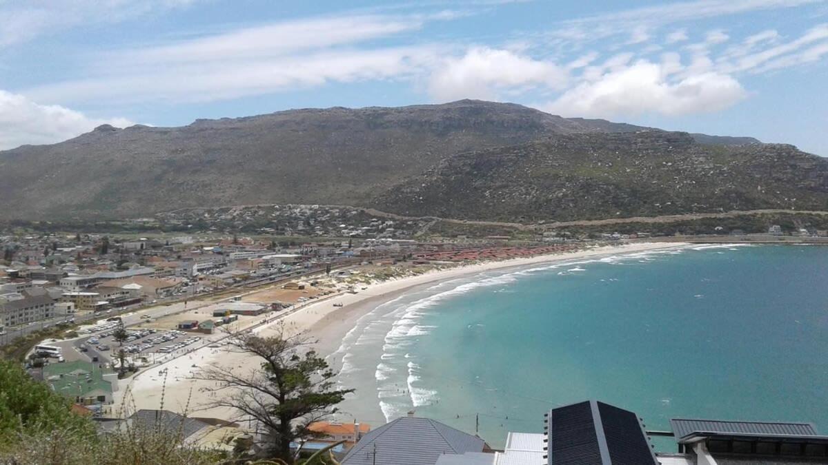 Crow'S Nest Fish Hoek Exterior photo